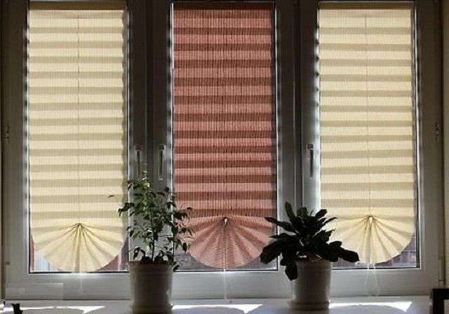 Чим закрити вікна на балконі від сонця