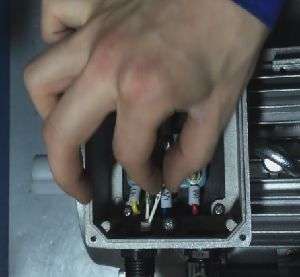 Як підключити трифазний електродвигун в мережу 220 в